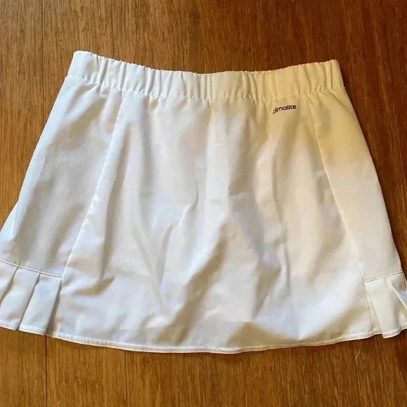 Adidas climalite white skort size M/L - elastic waist - pleated hem - Picture 5 of 8